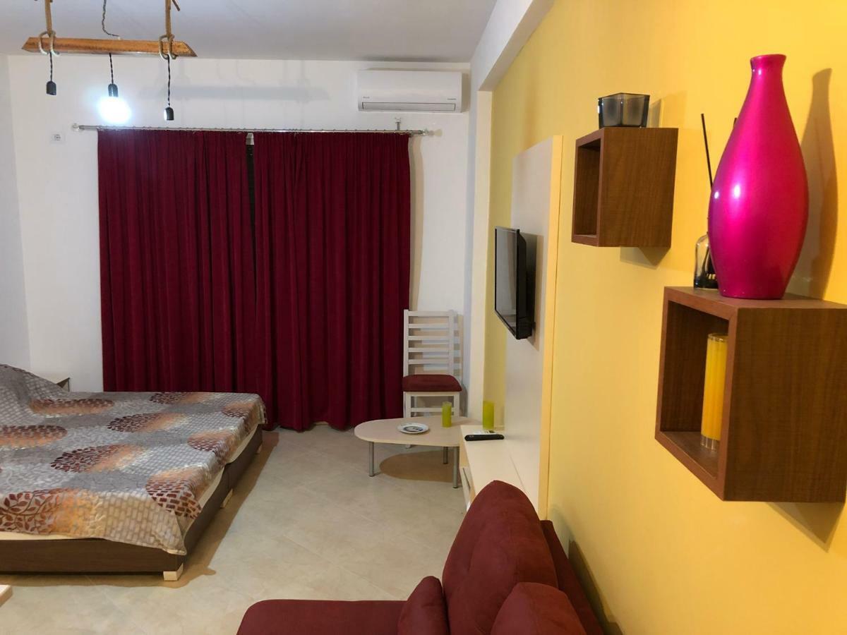 Appartamento Giallo Vlorë Exterior foto